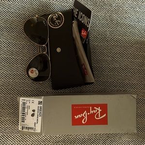 Ray-Ban aviator sunglasses - BRAND NEW